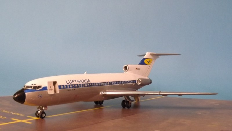 Boeing 727-100