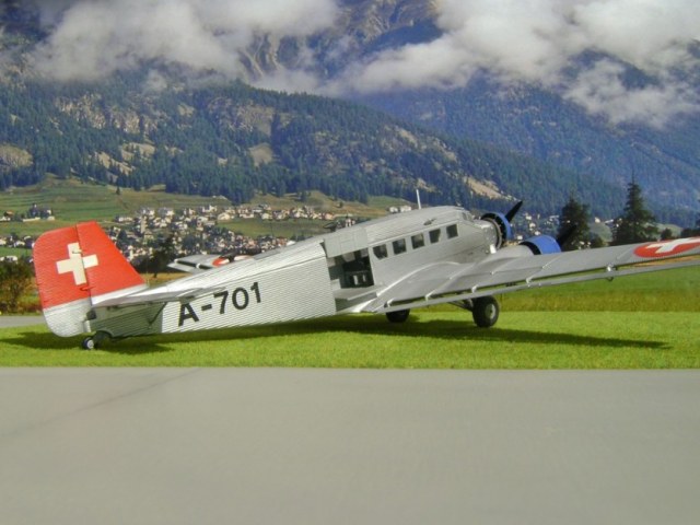 Die Ju-52/3m A-701 als Modell in den letzten Jahren bei der Schweizerischen Fliegertruppe