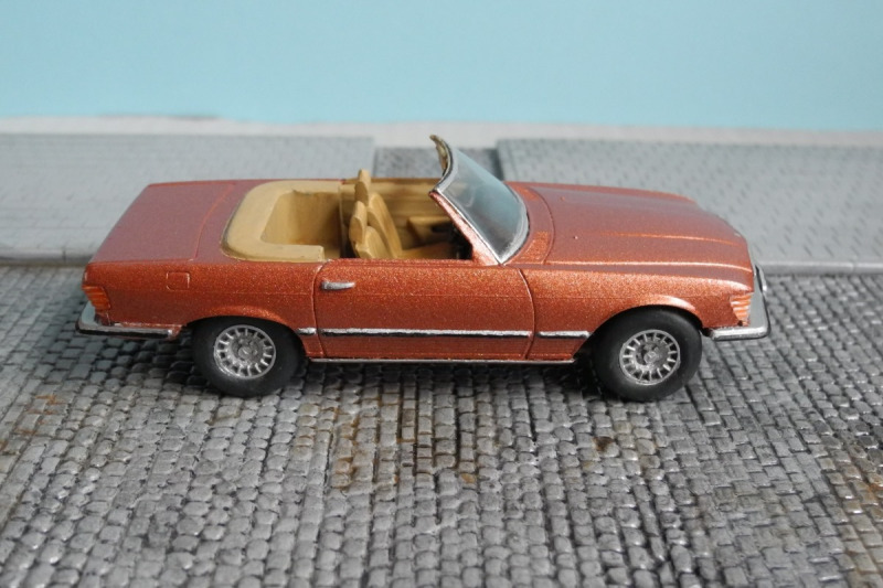 Mercedes Benz 450SL