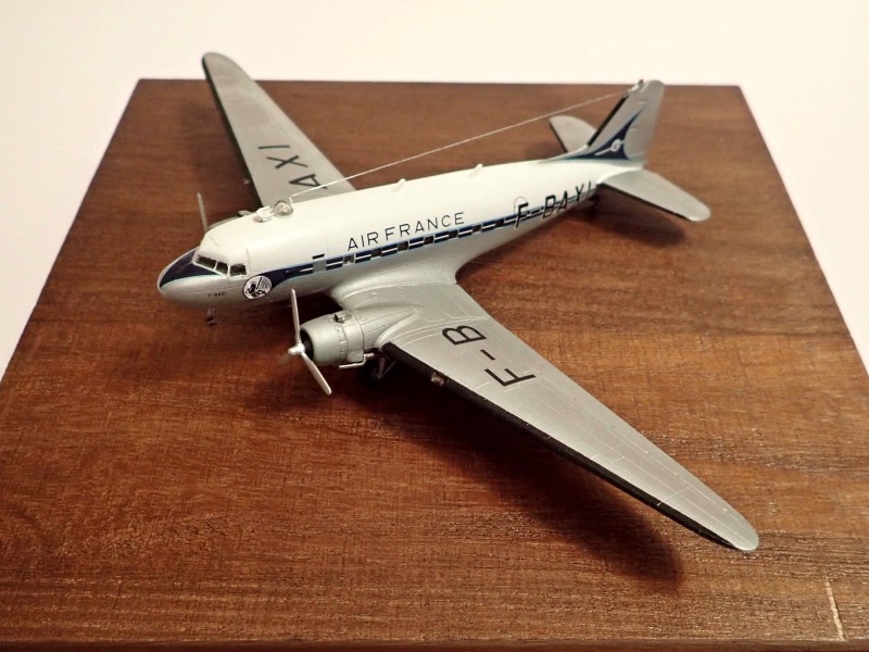 Douglas DC-3