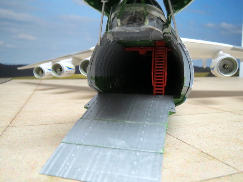 Antonow An-225