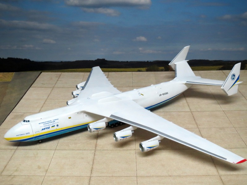 Antonov An-225 „Mrija"