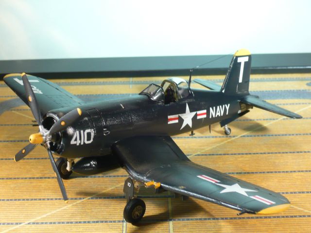 Chance Vought F4U-5 Corsair