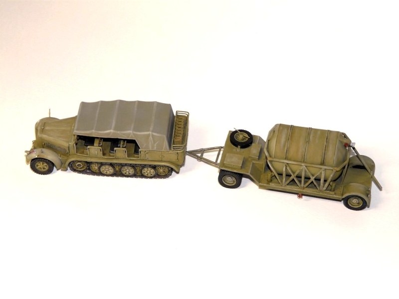 Sd.Kfz. 7 mit Sauerstoffanhänger