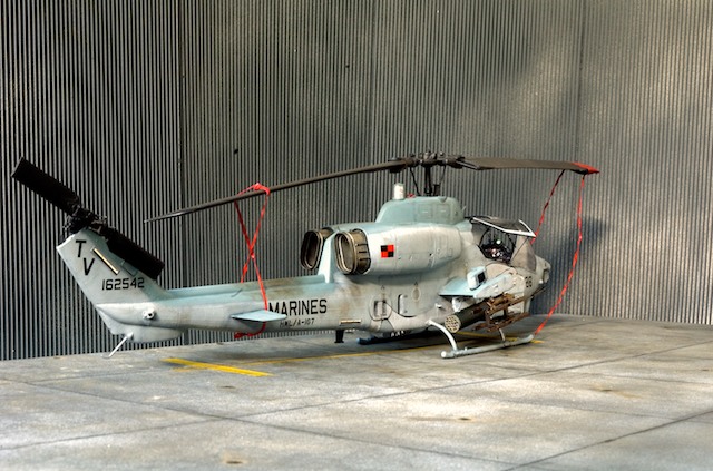 Bell AH-1W Super Cobra