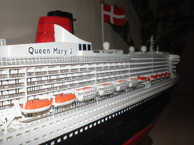 R.M.S. Queen Mary 2