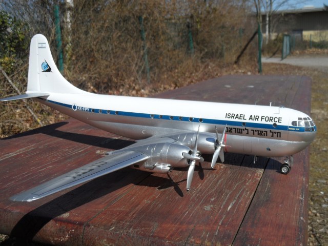 B-377 Stratocruiser