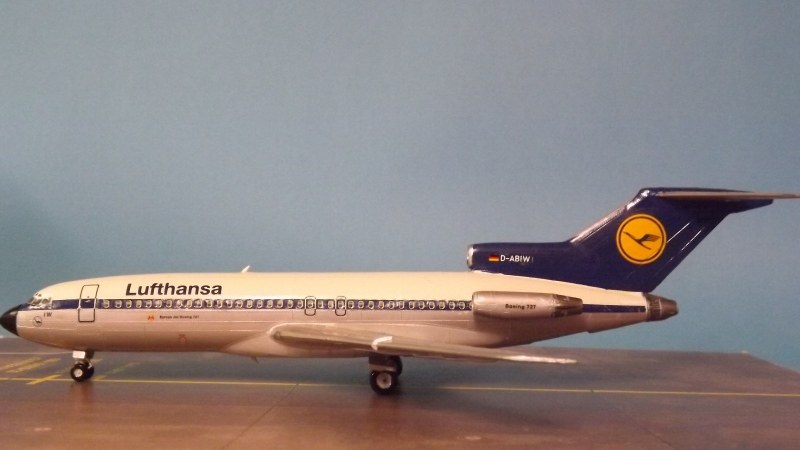 Boeing 727-100