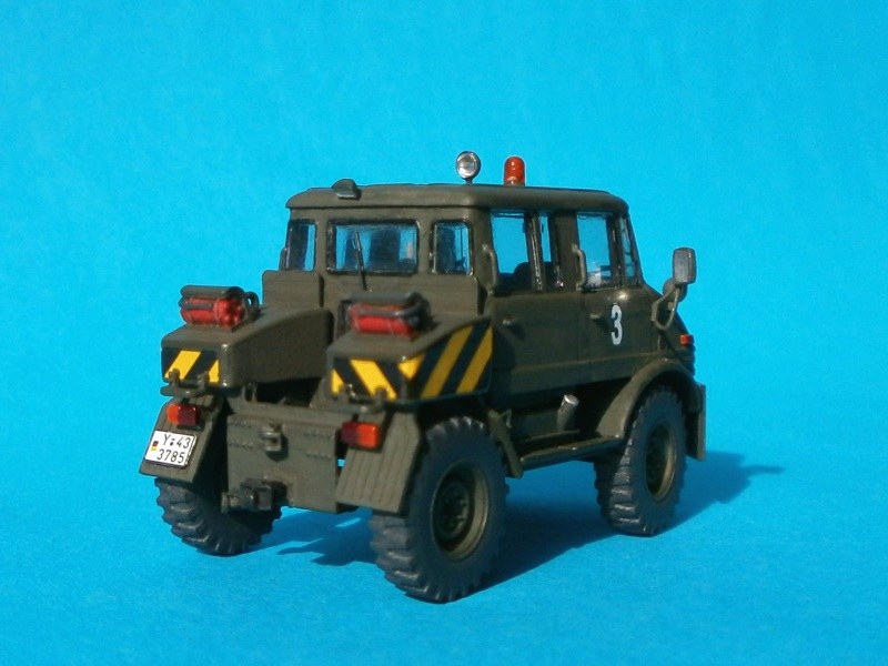 Unimog 406 DoKa