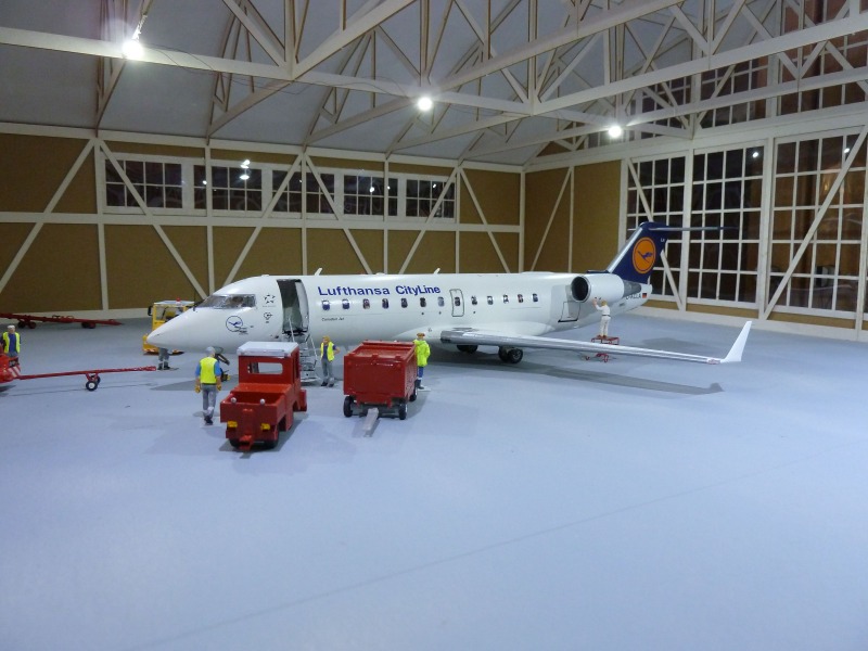 Bombardier CRJ 100