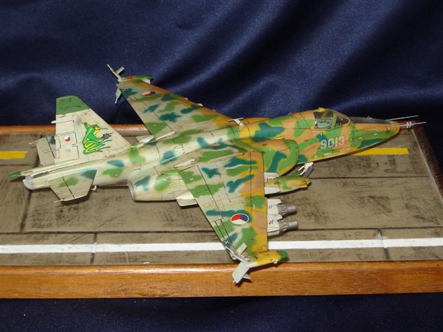 Suchoi Su-25K Frogfoot