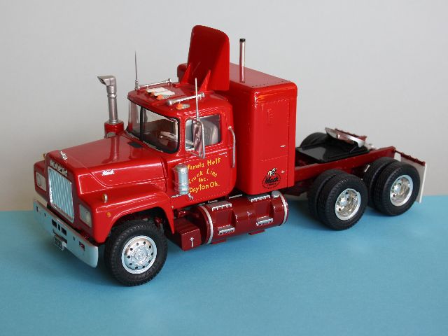 Mack R685 ST