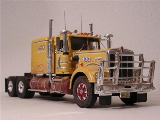 Kenworth T900