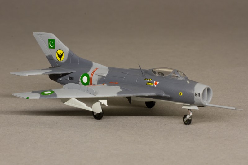 Shenyang F-6