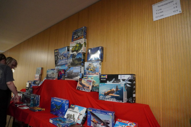 Am Sonntag gegen Ausstellungsende waren fast alle Gewinne der Tombola bereits abgeräumt gewesen. Kein Wunder, bei diesen fairen Lospreisen!