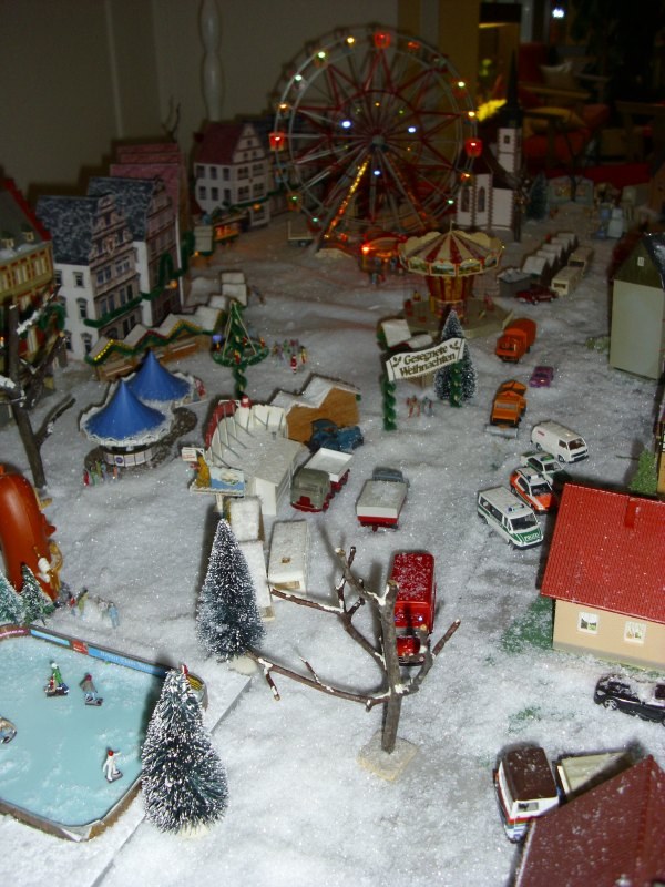 Weihnachtsmarkt im winterlichen Flair