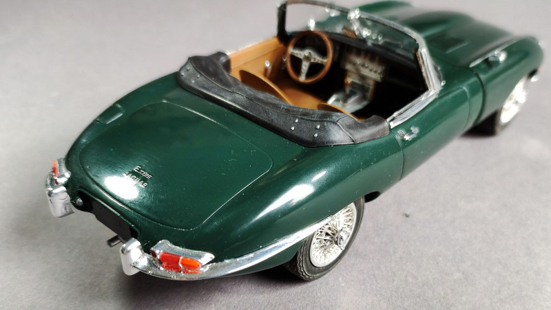 Jaguar E-Type Roadster