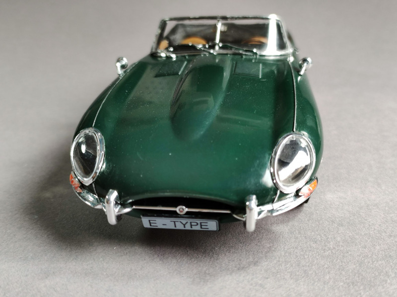 Jaguar E-Type Roadster