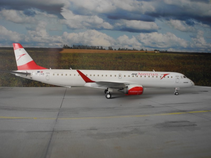Embraer 195