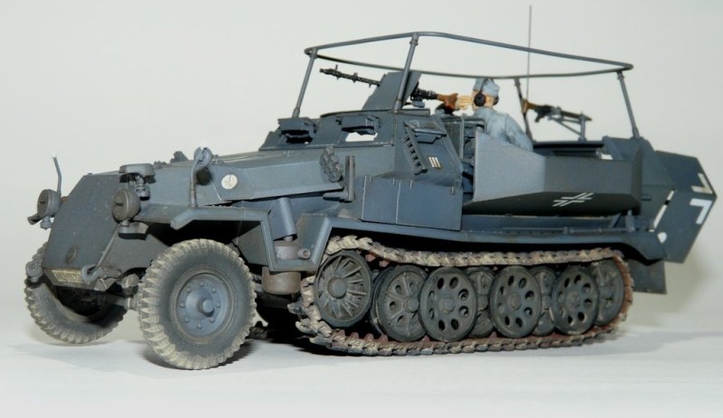 Sd.Kfz. 251/16 Funkwagen