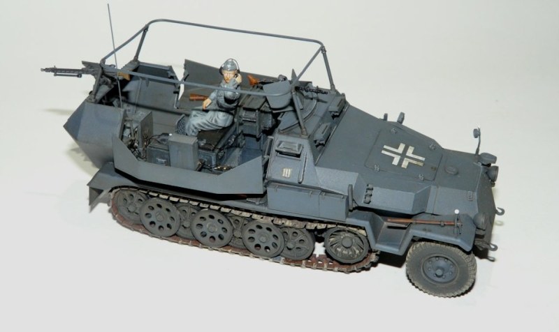 Sd.Kfz. 251/16 Funkwagen