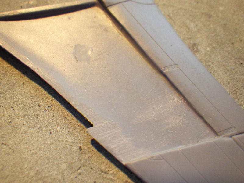 Die zweiteiligen Tragflächen haben gewisse Tücken...