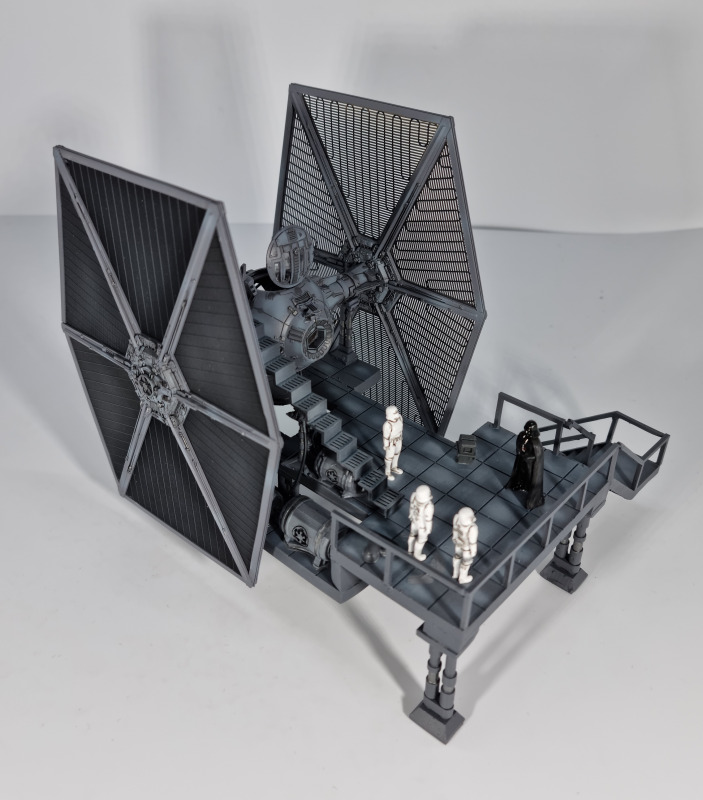 TIE Fighter bei der Wartung