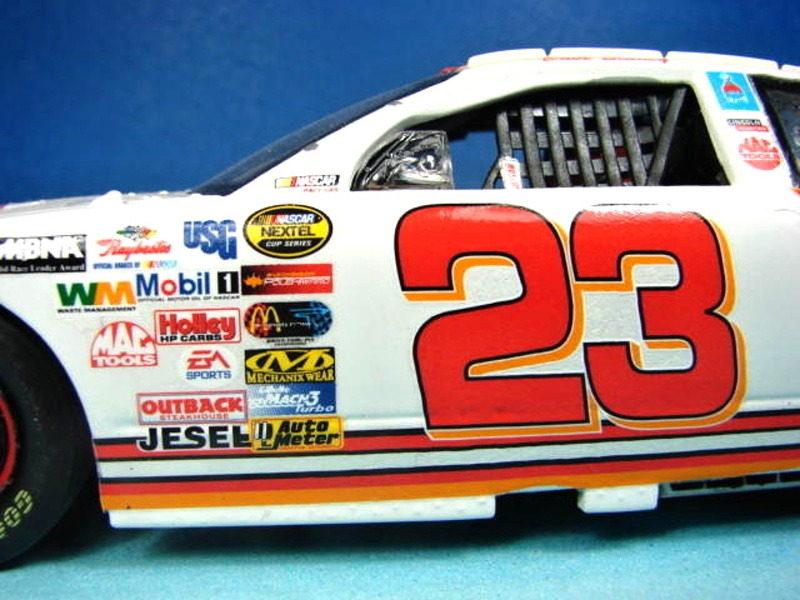 Bill Elliott LE NASCAR #9 Dodge 2002 Intrepid SS - 1:24 Scale Die Cast Car Jsa Coa