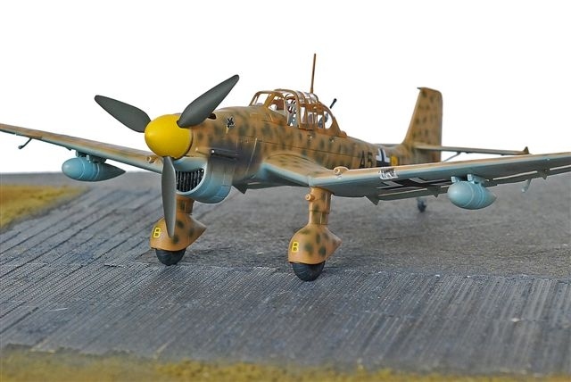 Junkers Ju 87 R-2 Stuka