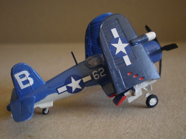 Chance Vought F4U-1 Corsair