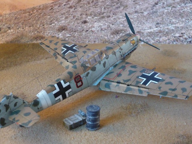 Messerschmitt Bf 109 E-7/Trop