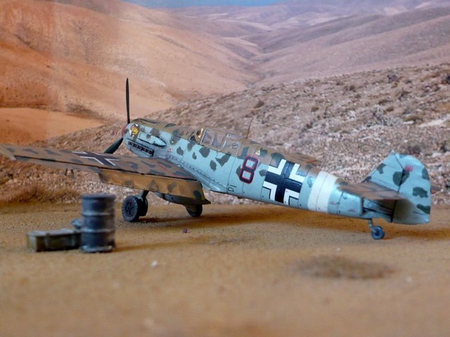 Messerschmitt Bf 109 E-7/Trop