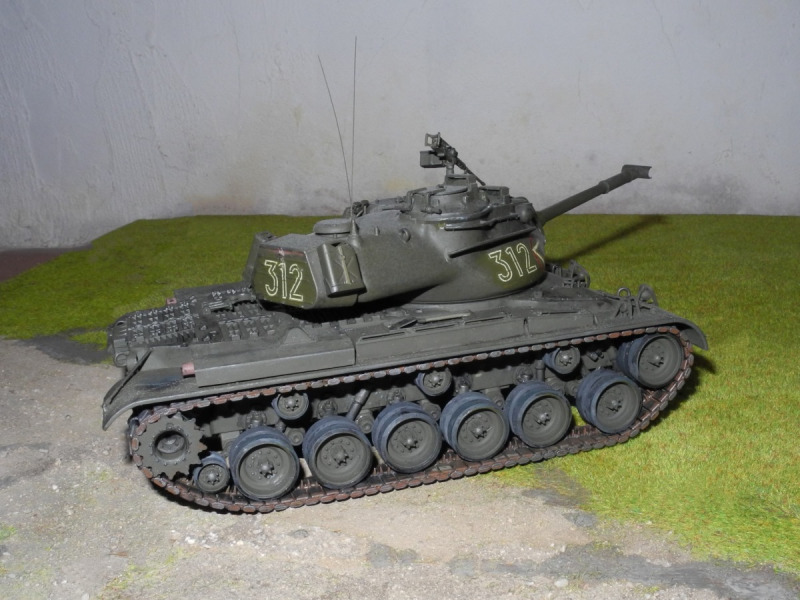 Mittlerer Kampfpanzer M47