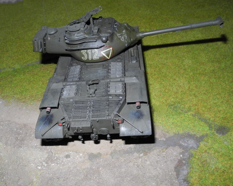 Mittlerer Kampfpanzer M47