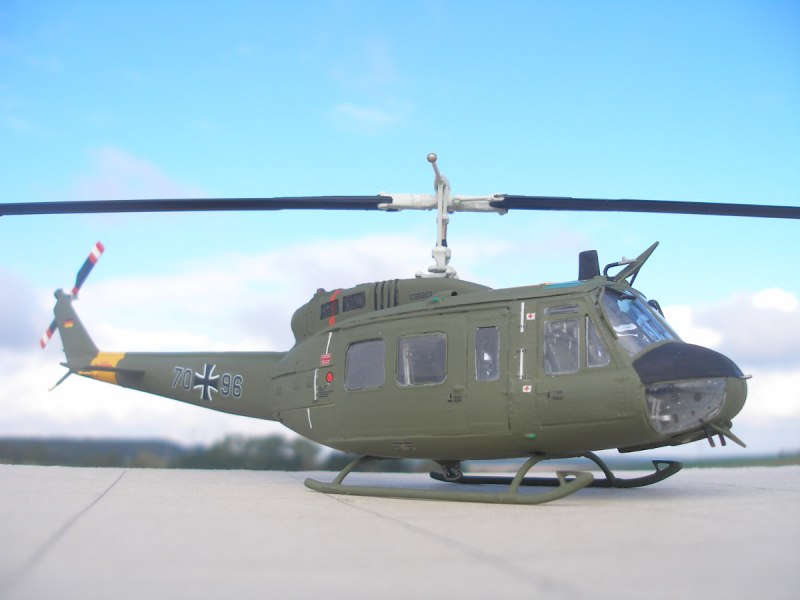 Italeri IT0849 Bell UH-1D Iroquois Modelbouw helikopter
