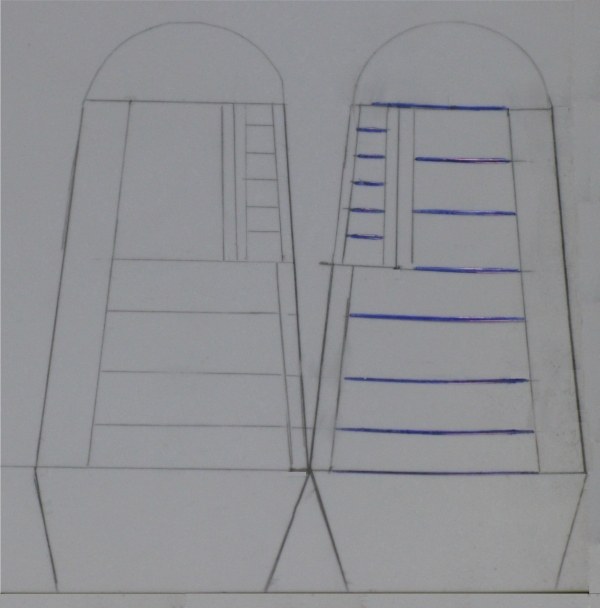 Hieraus entstehen beide neuen Tragflächenoberseiten. Links angezeichnete Hilfslinien, rechts nach dem Einprägen mit dem Kugelschreiber.