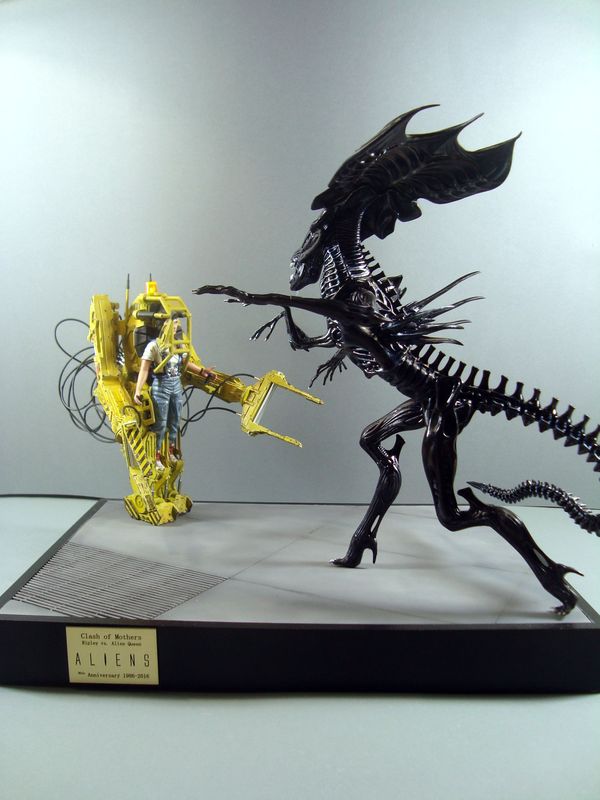 Aliens - "Get away from her, you BITCH!"