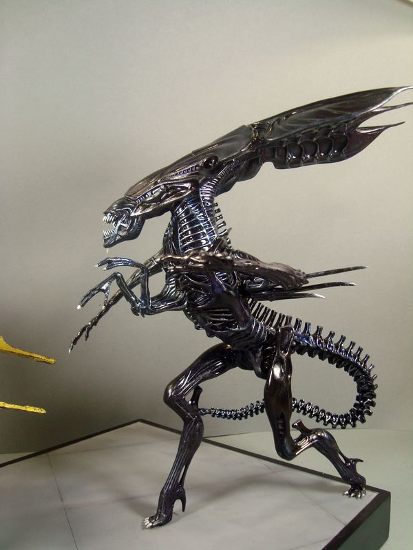 Aliens - "Get away from her, you BITCH!"
