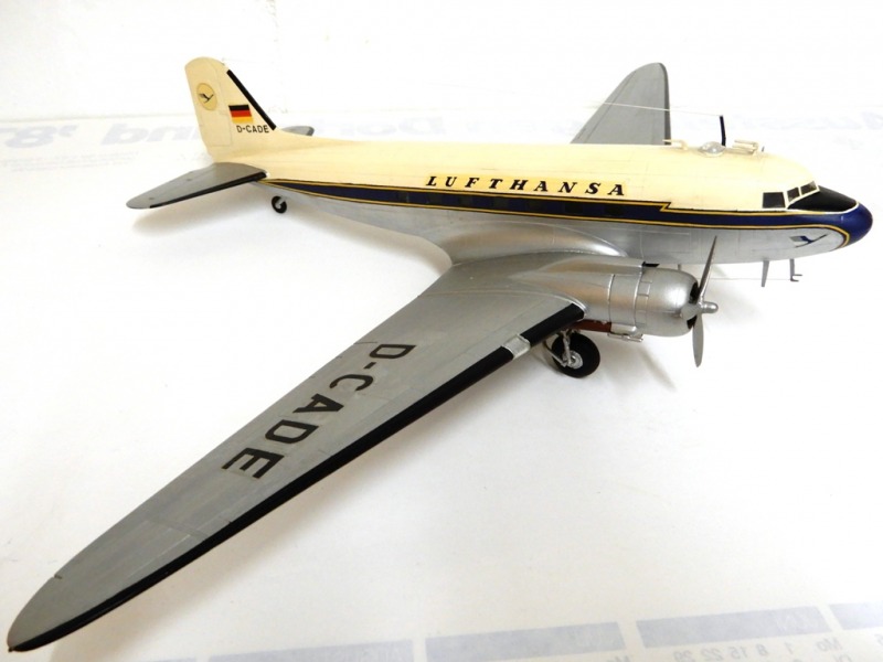 Douglas DC-3