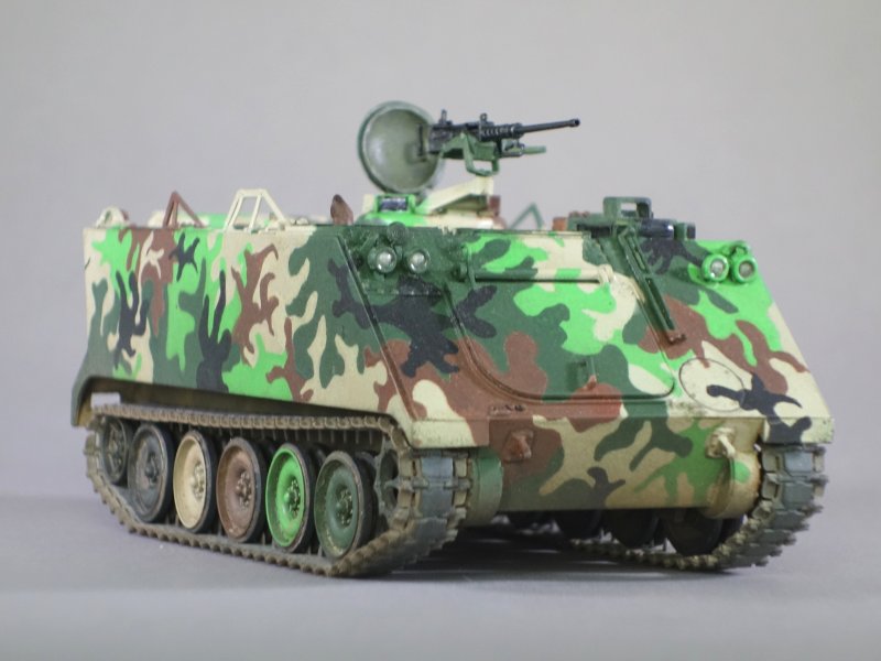 M113