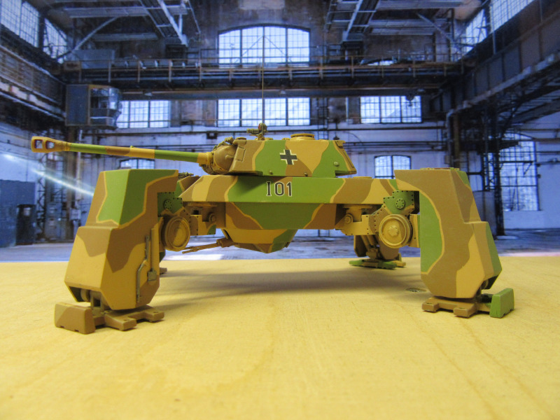 Panzer-Vierfüßler E75