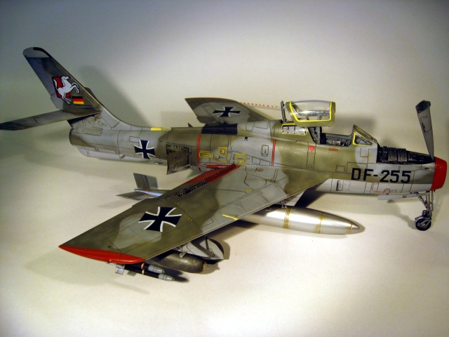 Republic F-84F Thunderstreak