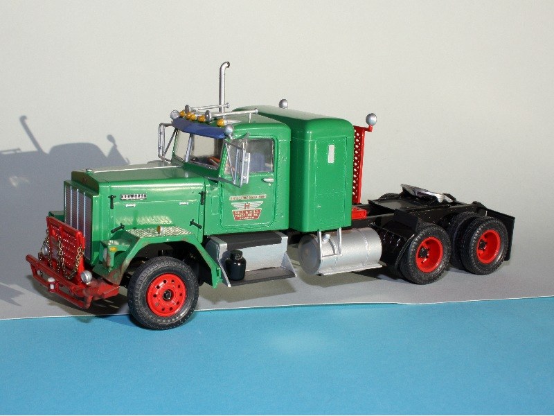 Kenworth Alaskan Hauler