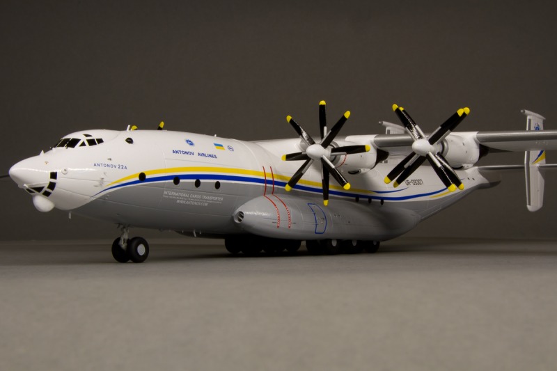 Antonov An-22