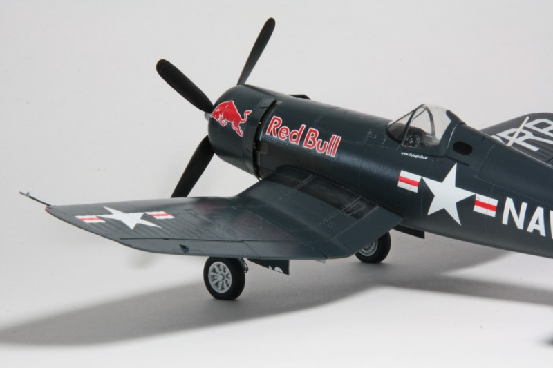 Vought F4U-4 Corsair