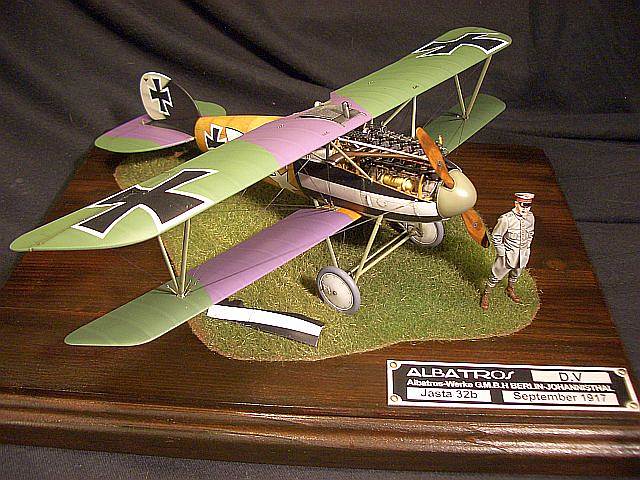 Albatros D.V