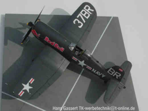 Chance Vought F4U-4 Corsair