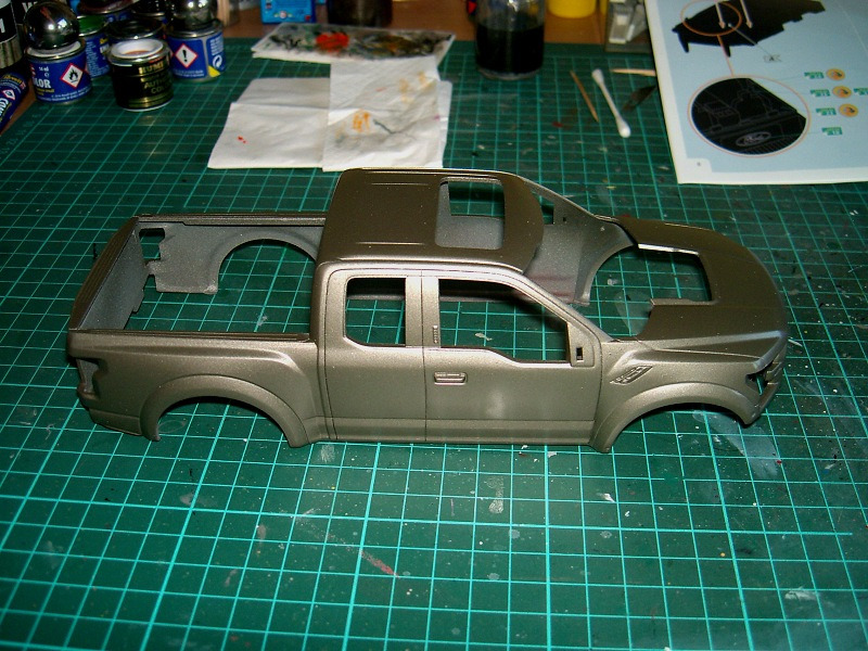 Die Metallic-Lackierung ist mit dem Airbrush aufgetragen