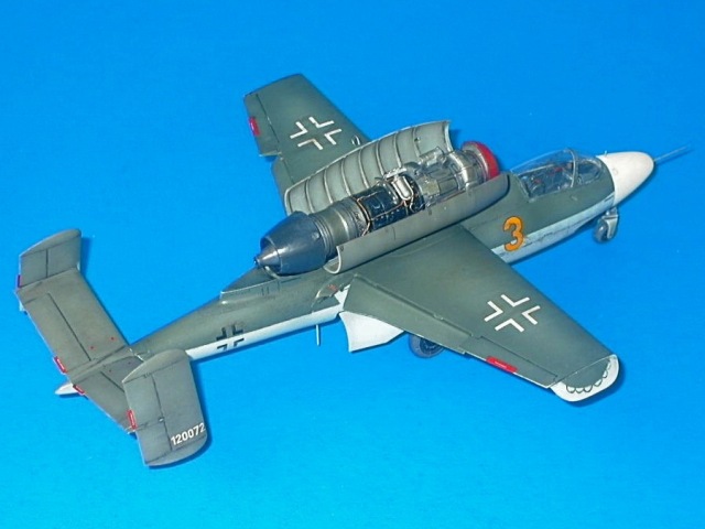 Heinkel He 162 A-2 Salamander