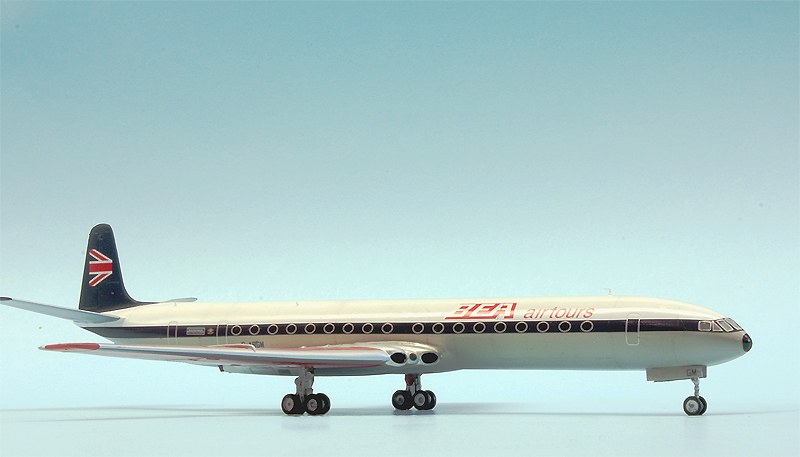 de Havilland DH 106 Comet 4B